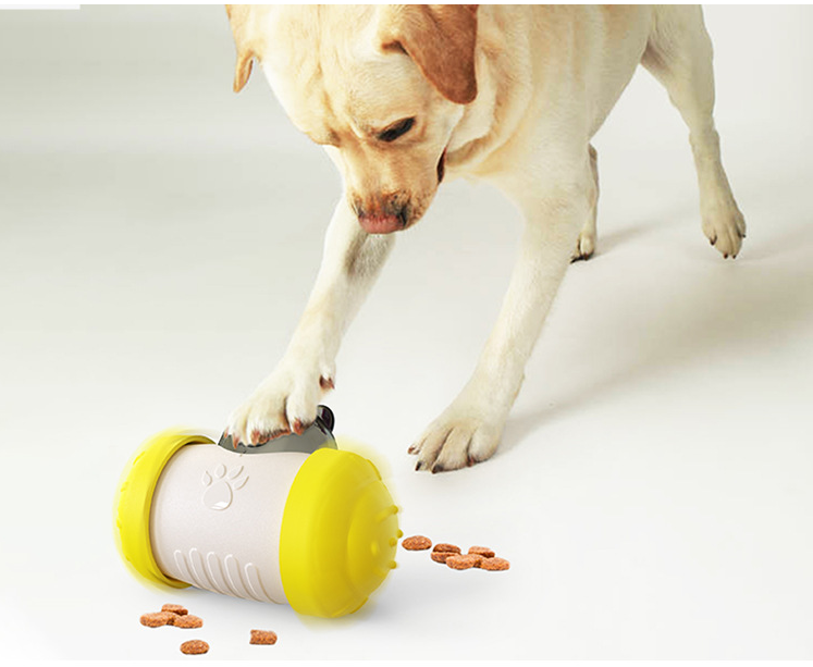 Funny Dog Treat Leaking Toy With Wheel Interactive Toy